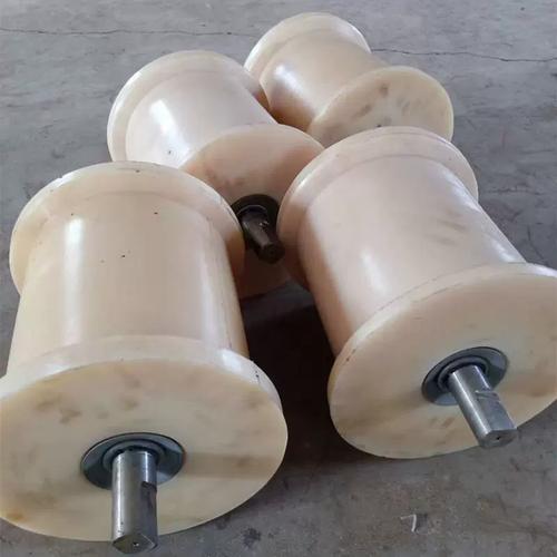 礦用尼龍地輪體為空心兩端多裝一軸承 150x300托住鋼絲繩